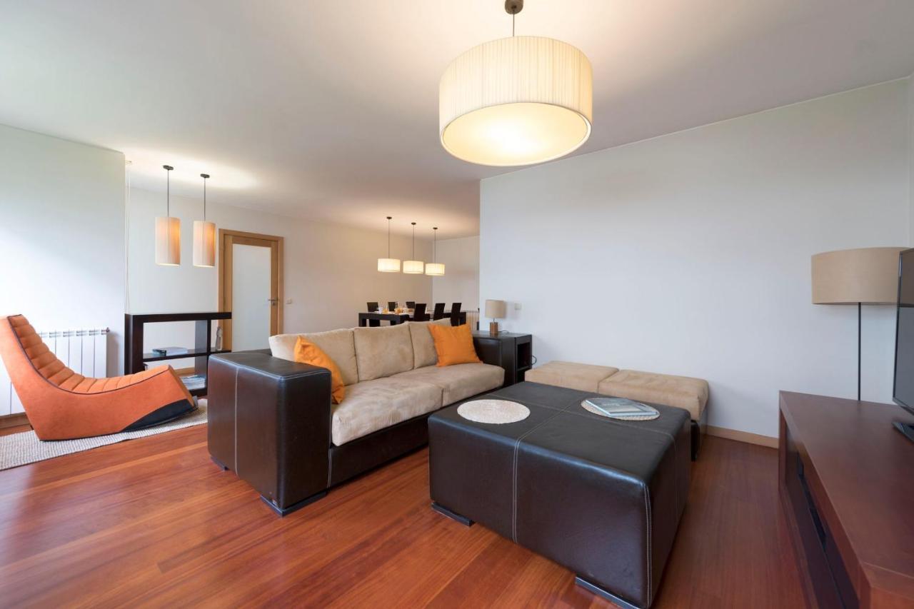 Lovelystay - Oporto Beach Apartment With 2 Free Parking Spots Matosinhos  Exterior photo